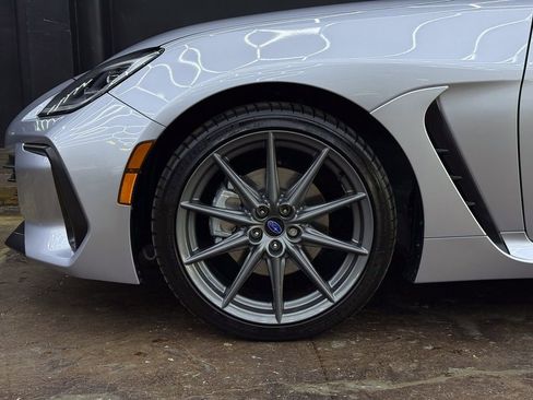 Used 2024 Subaru BRZ Limited RWD image 4