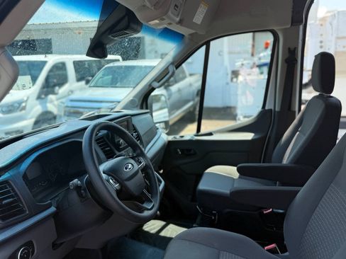 Used 2023 Ford Transit 250 Medium Roof AWD image 13