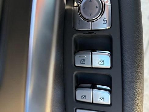 New 2026 Genesis G70 2.5T image 17