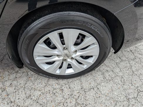 Used 2023 Nissan Sentra S FWD image 24
