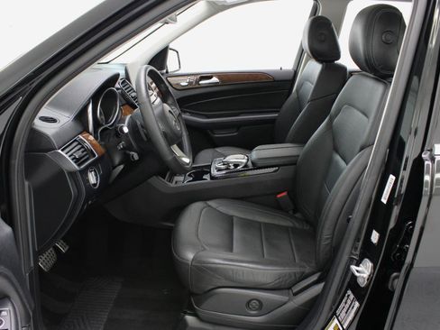 Used 2017 Mercedes-Benz GLE 400 4MATIC image 31