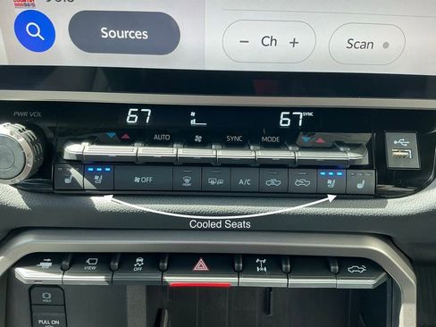 Used 2025 Toyota Tundra Limited w/ TRD Off-Road Package image 16