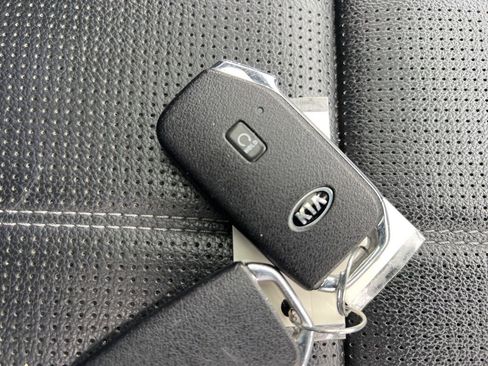 Used 2021 Kia Telluride SX image 28