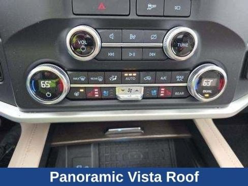 Used 2023 Ford Expedition Limited image 27