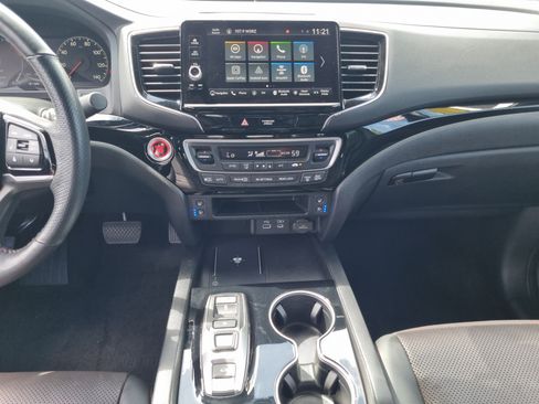 Used 2024 Honda Ridgeline Black Edition image 19