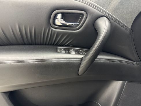 Used 2021 Nissan Armada SV RWD image 35
