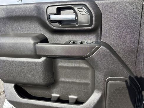 Used 2024 GMC Sierra 2500 Pro w/ Convenience Package image 22