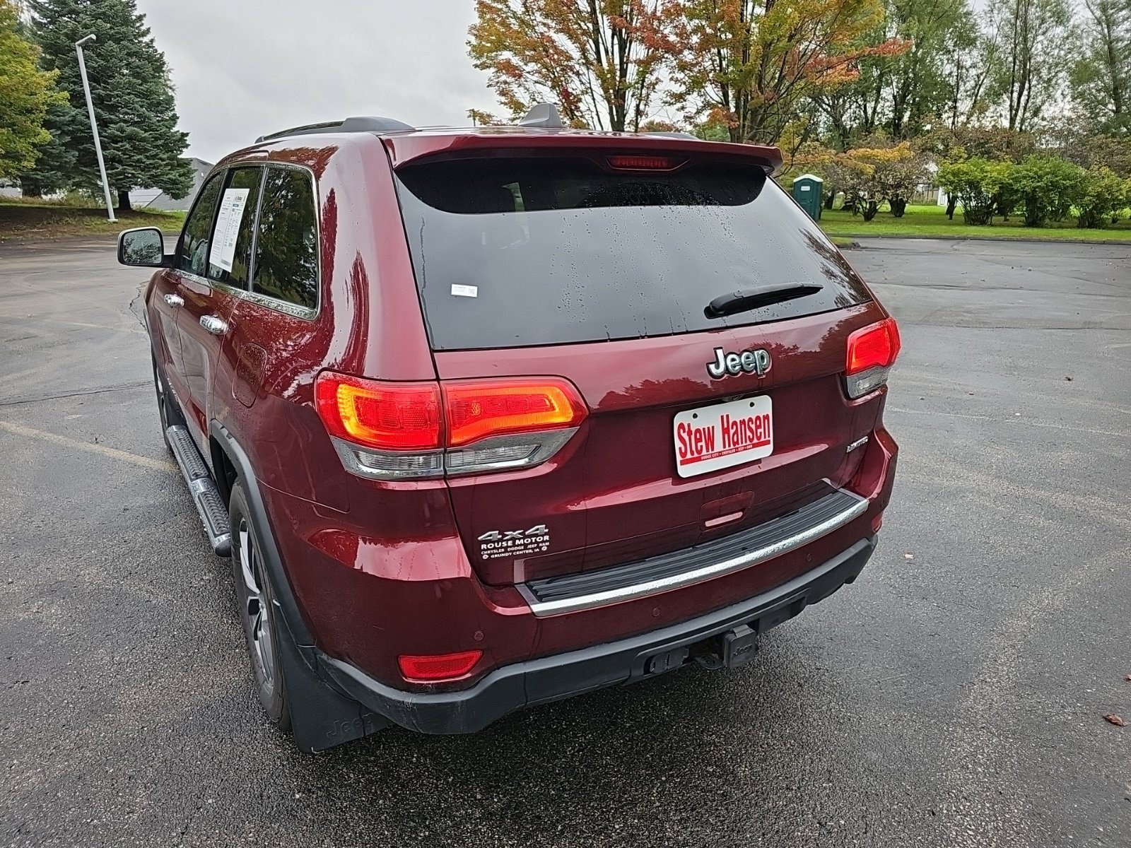 Used 2017 Jeep Grand Cherokee Limited w/ Trailer Tow Group IV AWD/4WD image 3