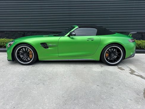 Used 2020 Mercedes-Benz AMG GT R image 2