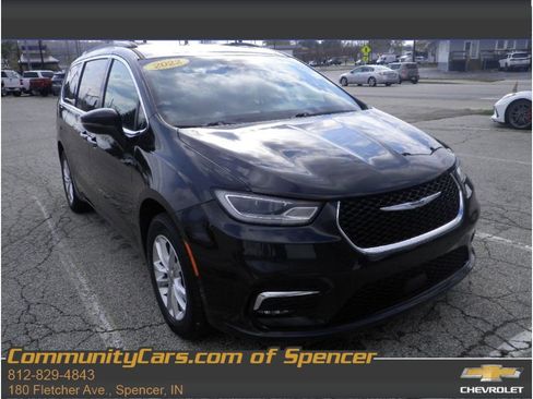 Used 2022 Chrysler Pacifica Touring image 1