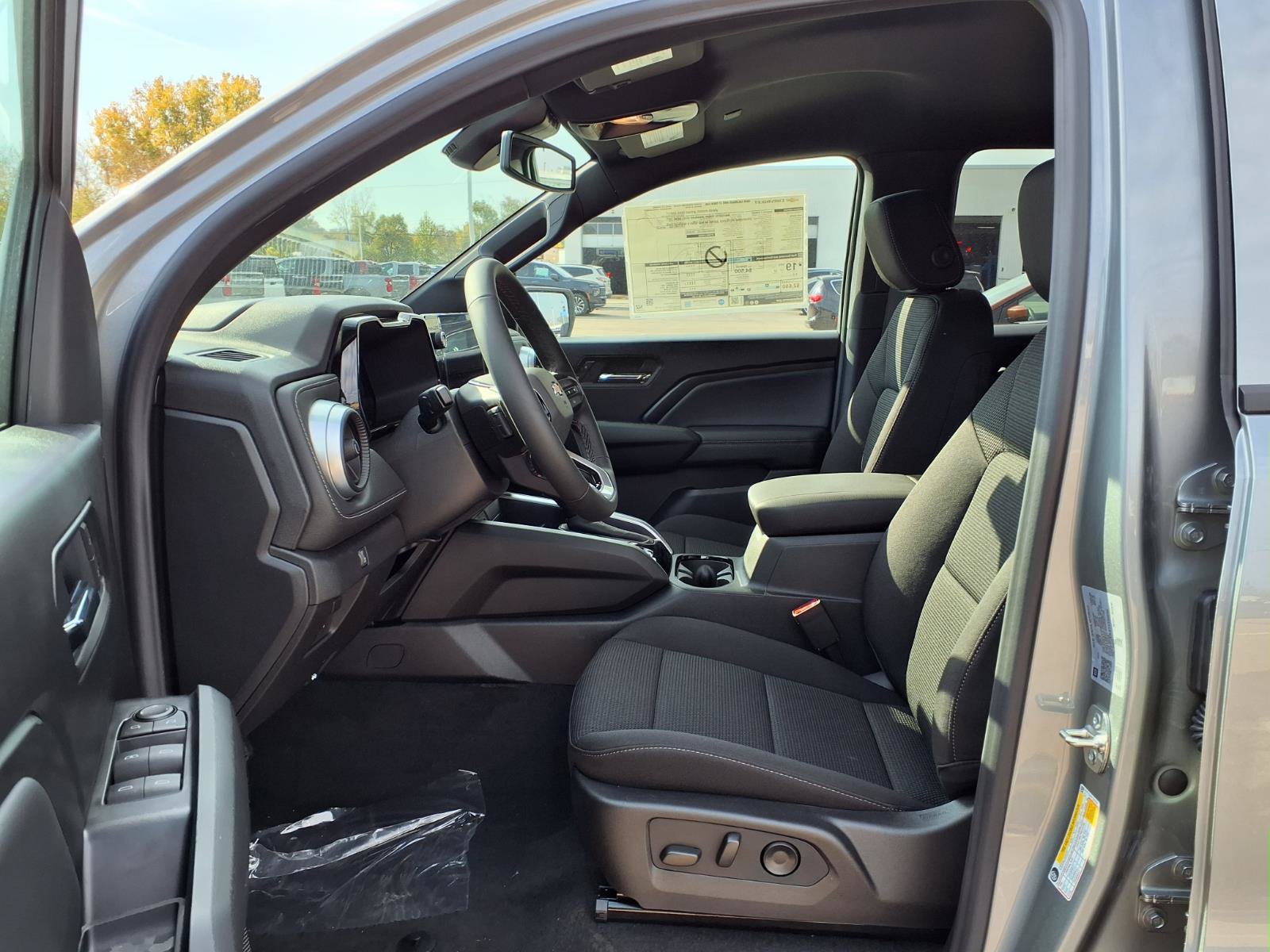 New 2026 Chevrolet Colorado LT w/ Advanced Trailering Package AWD/4WD image 12