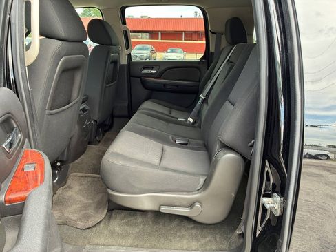 Used 2013 Chevrolet Suburban LS w/ Texas Edition RWD image 26
