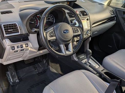 Used 2018 Subaru Forester 2.5i Limited AWD/4WD image 10