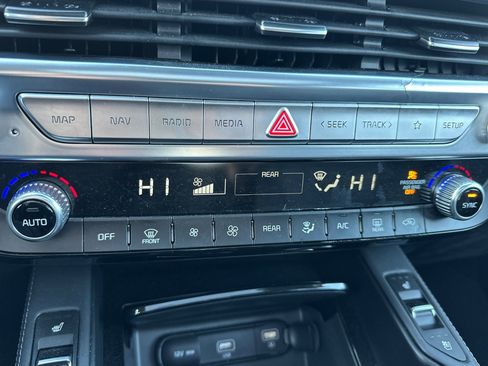 Used 2021 Kia Telluride EX w/ EX Premium Package image 28