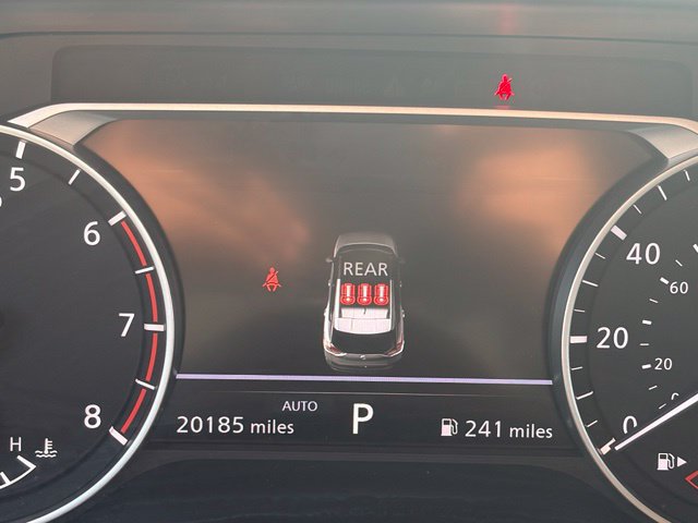 Used 2023 Nissan Rogue SV AWD/4WD image 19