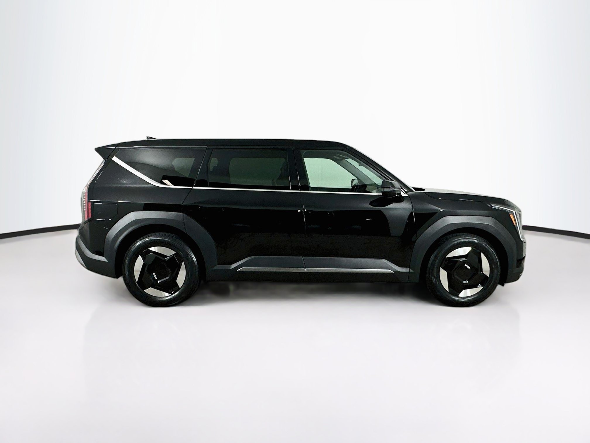Used 2024 Kia EV9 Light RWD image 10