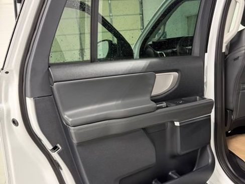 New 2026 Ford Expedition Max Active AWD/4WD image 16