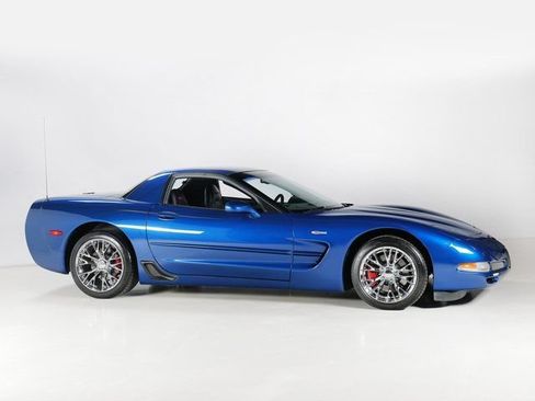 Used 2002 Chevrolet Corvette Z06 w/ Memory Pkg RWD image 26
