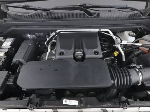 Used 2024 Chevrolet Colorado Trail Boss w/ Advanced Trailering Package image 15