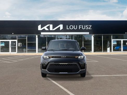 New 2025 Kia Soul LX w/ LX Technology Package image 2