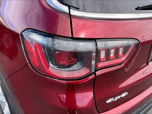 Used 2022 Jeep Compass Latitude AWD/4WD image 33