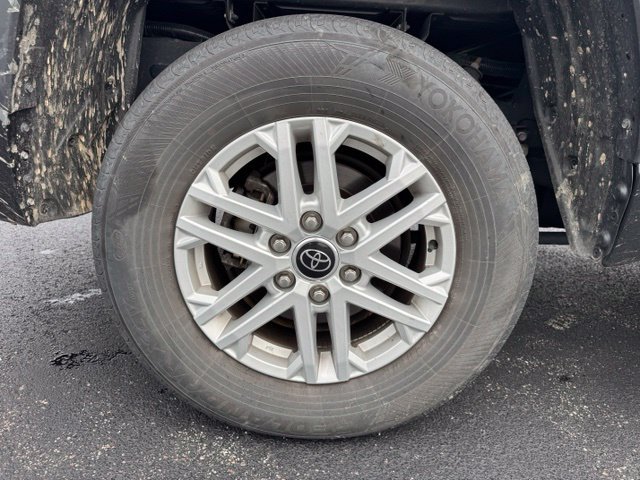 Used 2024 Toyota Tundra SR5 AWD/4WD image 10