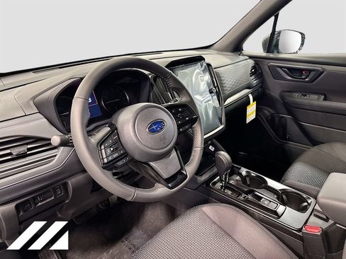 Used 2026 Subaru Forester Premium AWD/4WD image 9