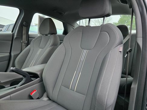 Used 2024 Hyundai Elantra SEL image 24