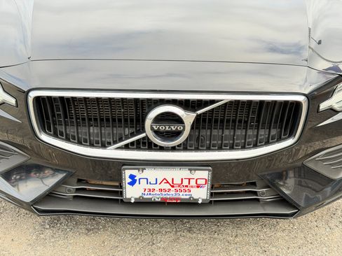 Used 2020 Volvo S60 T5 Momentum w/ Protection Package image 95