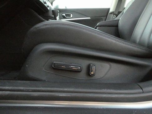 Used 2025 Acura Integra image 8