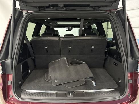 Used 2022 Jeep Grand Wagoneer Series II image 18