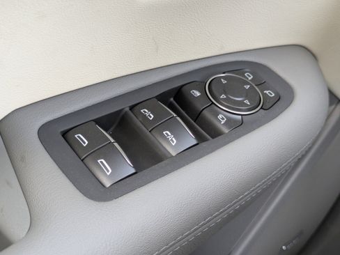 New 2026 Cadillac XT5 Premium Luxury w/ LPO, ONYX Package image 15