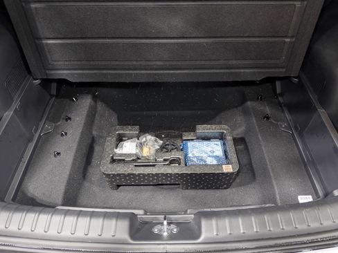 Used 2024 Kia Niro Wind FWD image 28