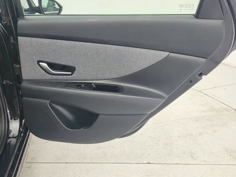 Used 2024 Hyundai Elantra Limited FWD image 34