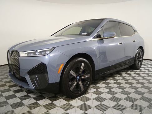 Certified 2023 BMW iX xDrive50 w/ Sport Package image 7