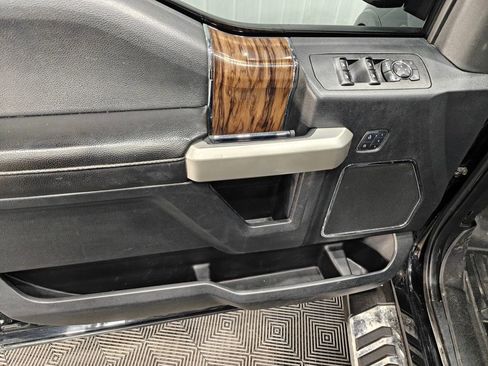 Used 2018 Ford F150 Lariat w/ Equipment Group 502A Luxury image 56