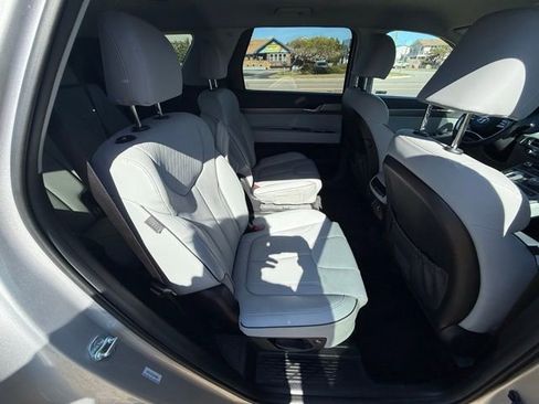 Used 2025 Hyundai Palisade SEL image 11