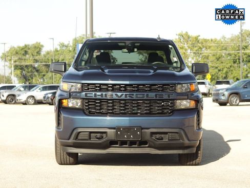 Used 2022 Chevrolet Silverado 1500 Custom w/ LPO, Dark Essentials Package AWD/4WD image 2