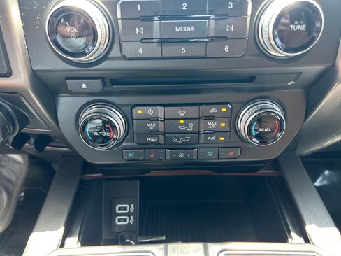 Used 2017 Ford F150 Limited w/ Trailer Tow Package AWD/4WD image 31