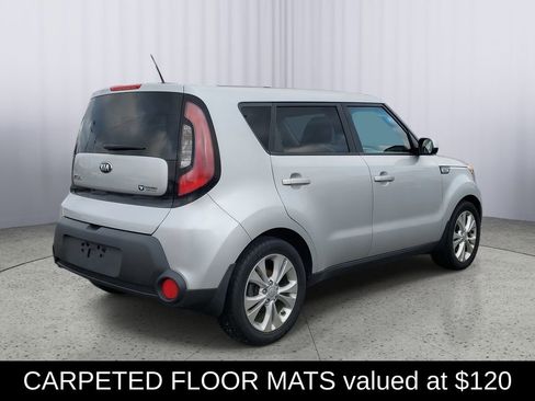 Used 2015 Kia Soul + image 3