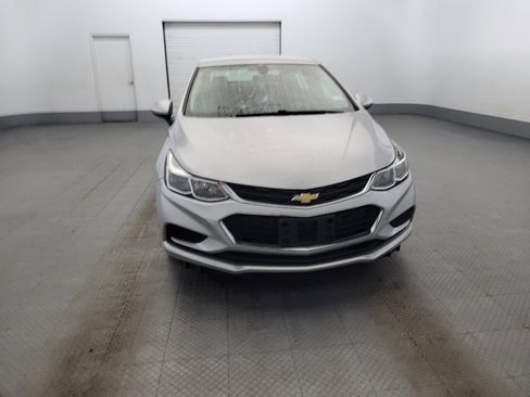 Used 2018 Chevrolet Cruze LS FWD image 14