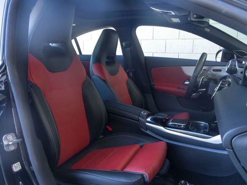 Used 2023 Mercedes-Benz CLA 35 AMG 4MATIC image 26