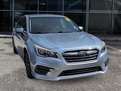 Used 2018 Subaru Legacy 2.5i Premium w/ Popular Package #1 AWD/4WD image 2