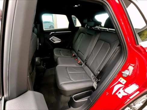 Used 2022 Audi Q3 2.0T Premium w/ Convenience Package image 39