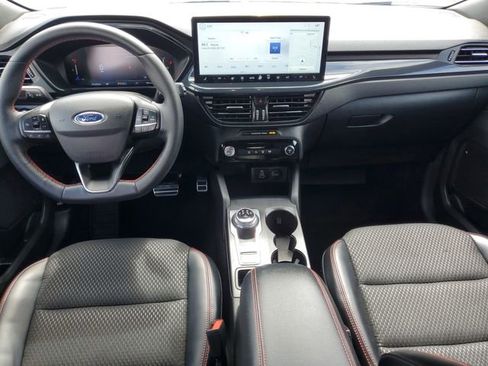 Certified 2024 Ford Escape ST-Line w/ Tech Pack #1 AWD/4WD image 29