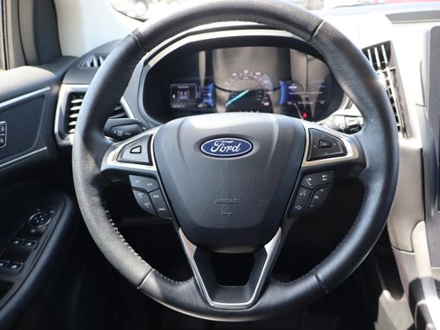 Used 2023 Ford Edge SEL w/ Convenience Package image 15