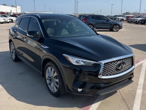 Used 2019 INFINITI QX50 Essential w/ Proassist Package FWD image 1