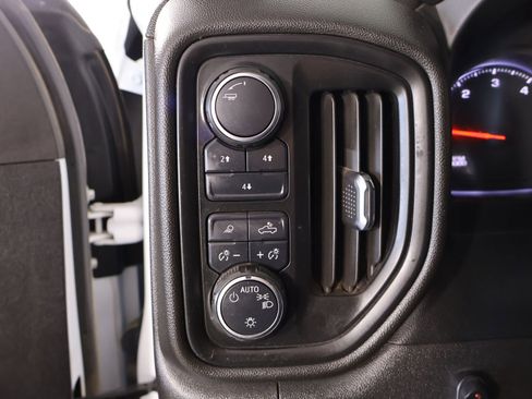 Used 2024 Chevrolet Silverado 2500 W/T w/ WT Convenience Package image 7