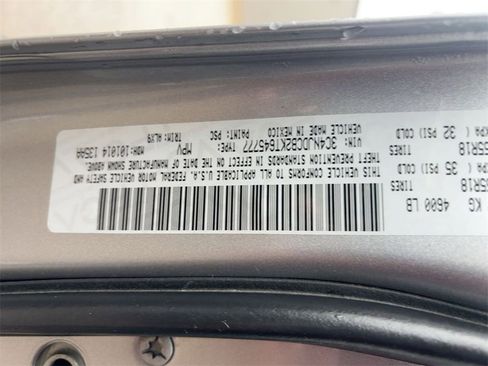 Used 2019 Jeep Compass Limited image 32