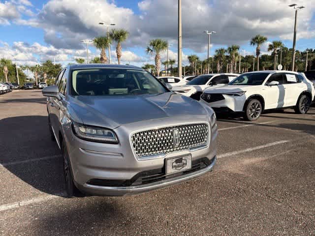 Used 2023 Lincoln Nautilus FWD w/ Premium Package image 8